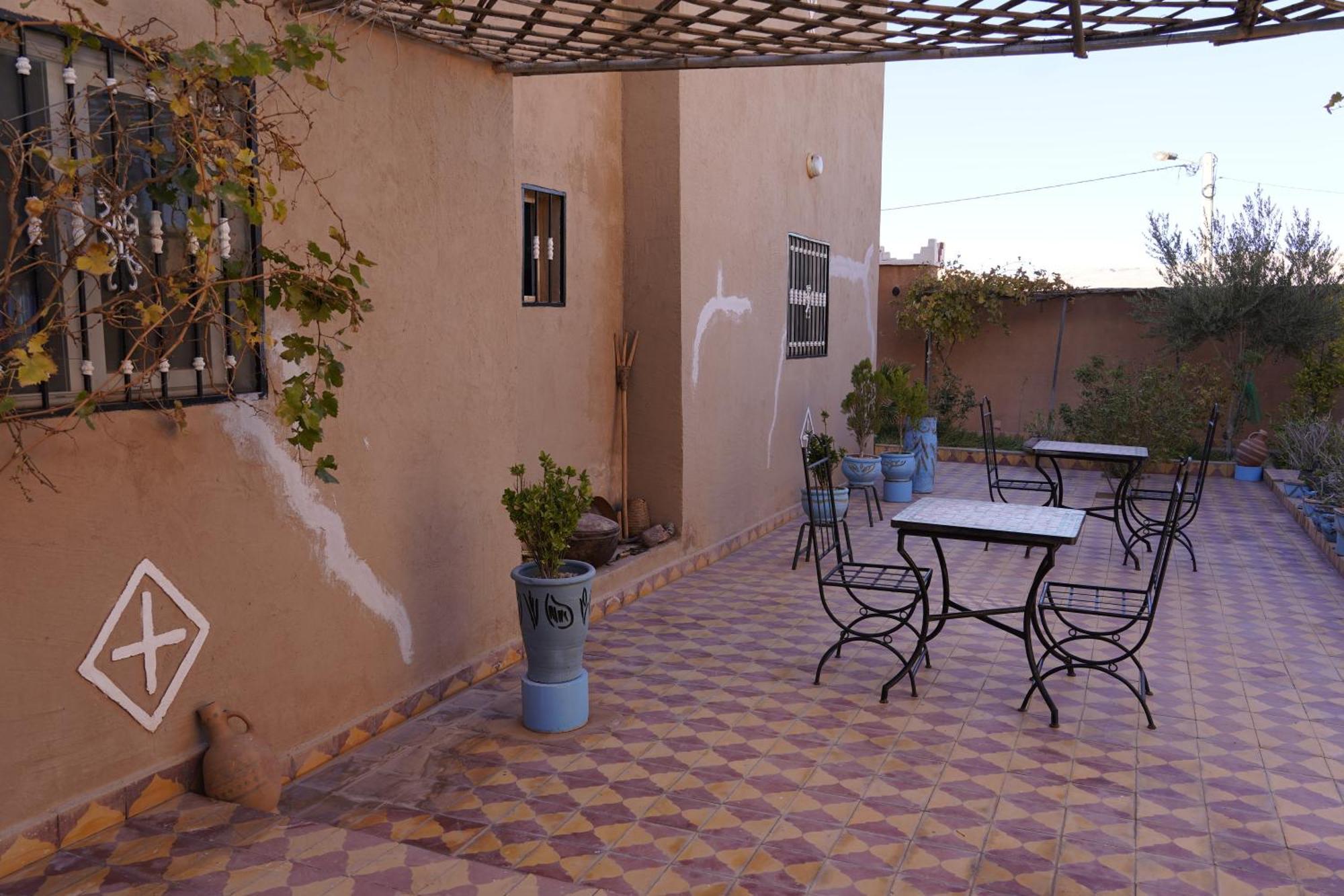 Hotel Chez Manar Ait Benhaddou Esterno foto