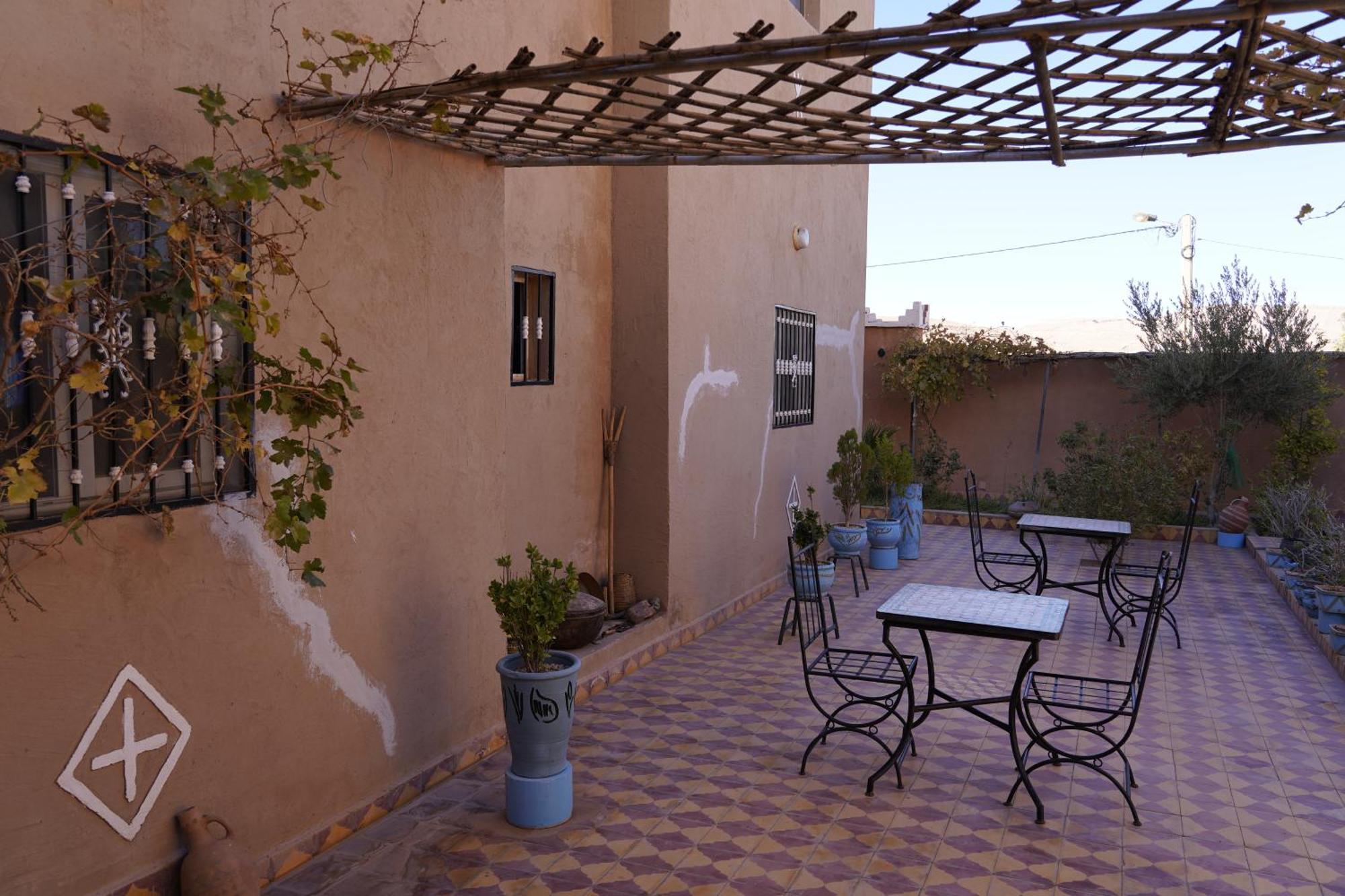 Hotel Chez Manar Ait Benhaddou Esterno foto
