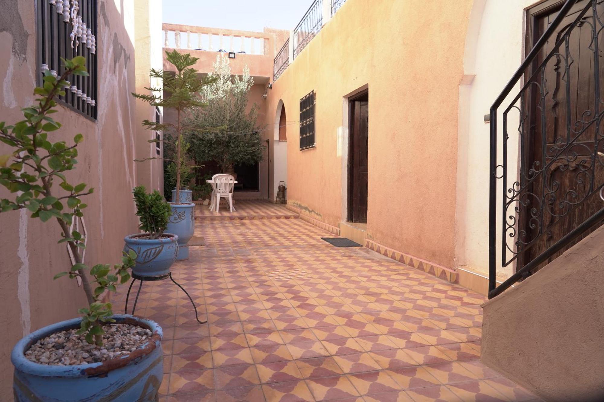 Hotel Chez Manar Ait Benhaddou Esterno foto