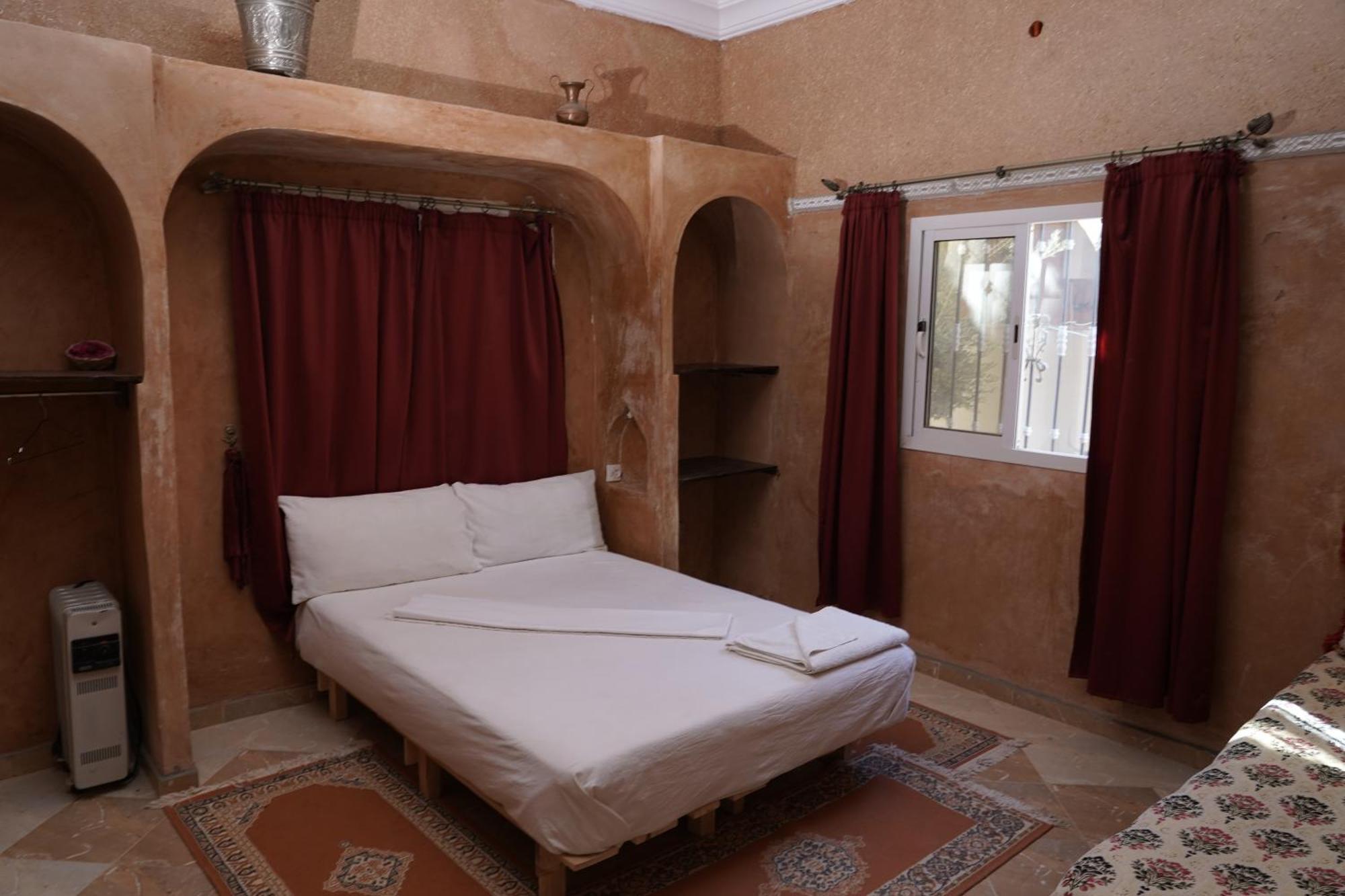 Hotel Chez Manar Ait Benhaddou Esterno foto